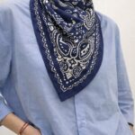 Foulard Triangle À Motif Bandana Intemporel