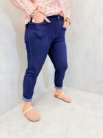Jean stretch bleu brut avec ceinture – Grande Taille – Indispensable du quotidien et confort optimal