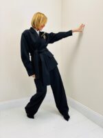 Veste Ceinturée À Col Structuré – Image 7