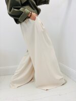 Pantalon Large Ceinturé – élégance fluide et allure chic moderne – Image 4