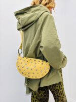 Sac Banane Clouté – Style Urbain Et Touche Rock Chic – Image 8