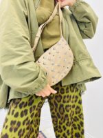 Sac Banane Clouté – Style Urbain Et Touche Rock Chic – Image 7