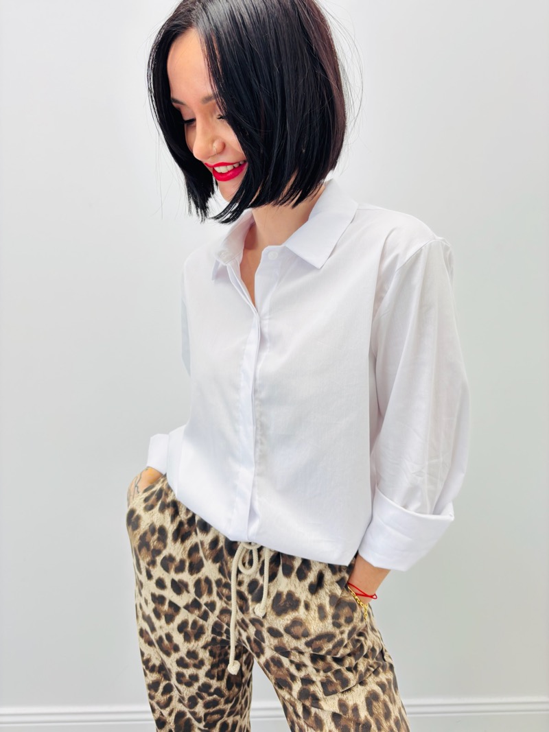 IMG_6365 Chemise en Coton Coupe Fluide – Indispensable du Dressing – Image 1