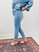 Jean Femme Coupe Regular En Denim Bleu Intemporel – Image 3
