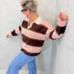 Pull rayé esprit polo rose et chocolat – Grande Taille – Style casual chic et confort absolu