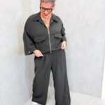 Veste fluide zippée à poches – Grande Taille – Élégance fonctionnelle et confort moderne