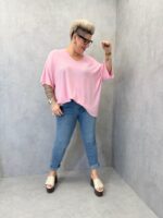Blouse Fluide Grande Taille À Col V – Coupe Ample & Coloris Rose Poudré – Image 2