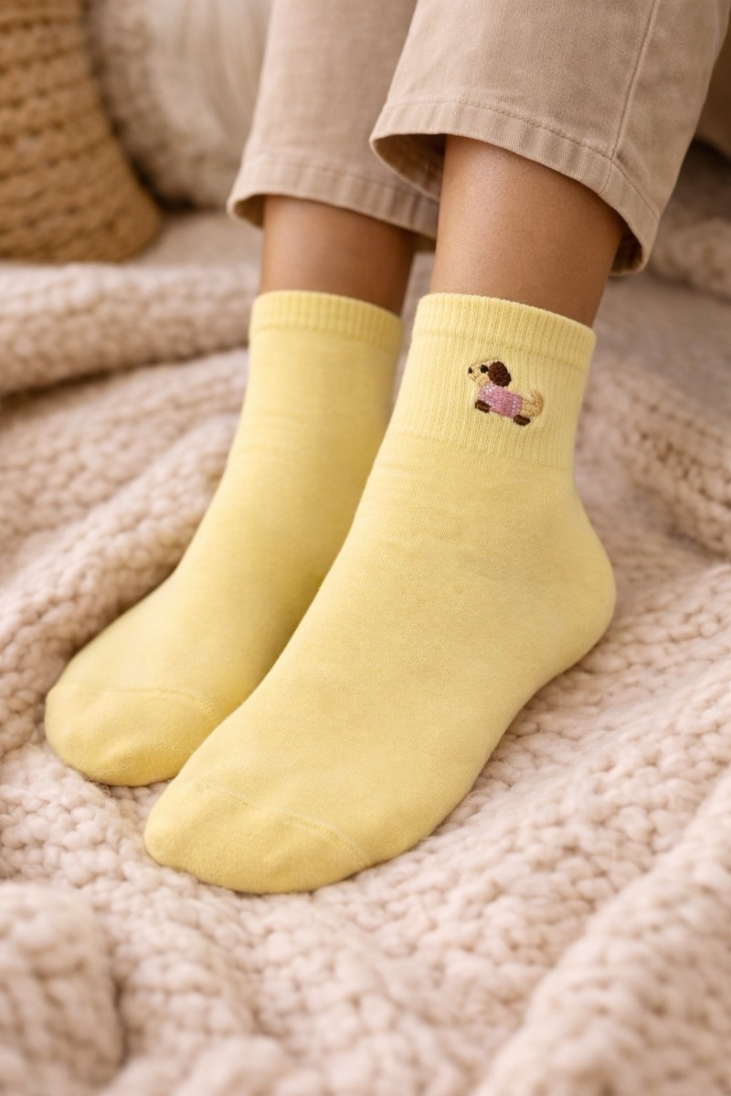17E0AC94-F134-4762-9730-A2C78BD927BC Chaussettes Motif Teckel Esprit Fun – Image 1