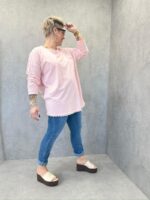T-Shirt Fluide À Détails Dentelle Et Poche Poitrine – Grande Taille – Image 7