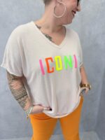 T-Shirt Grande Taille Iconic Col V Coupe Fluide – Image 7