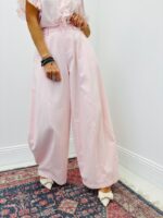 Pantalon Coupe Barrel Taille Haute Esprit Moderne Chic – Image 6