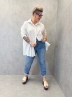 Chemise Oversize Grande Taille En Coton Blanc À Broderie “Amour” Dos – Image 3
