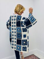 Gilet Long Crochet Bohème Graphique – Image 3