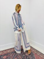 Chemise Oversize À Lavallière Imprimé Graphique – Image 2