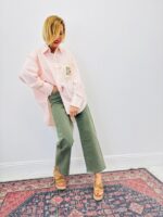 Chemise Rayée Détail Poche Message Douceur Pastel – Image 2