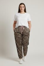 Pantalon Léopard Grande Taille – Esprit Wild & Détail Contrasté