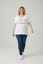 T-Shirt Grande Taille “Maman A Besoin De Champagne” – Esprit Chic & Fun